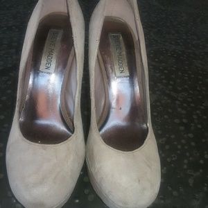 Two pairs Steve Madden heels
